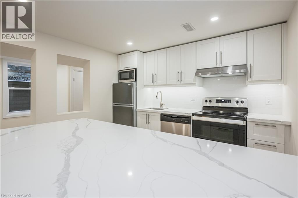 348 FOREST HILL Drive Unit# LOWER, Kitchener, Ontario
