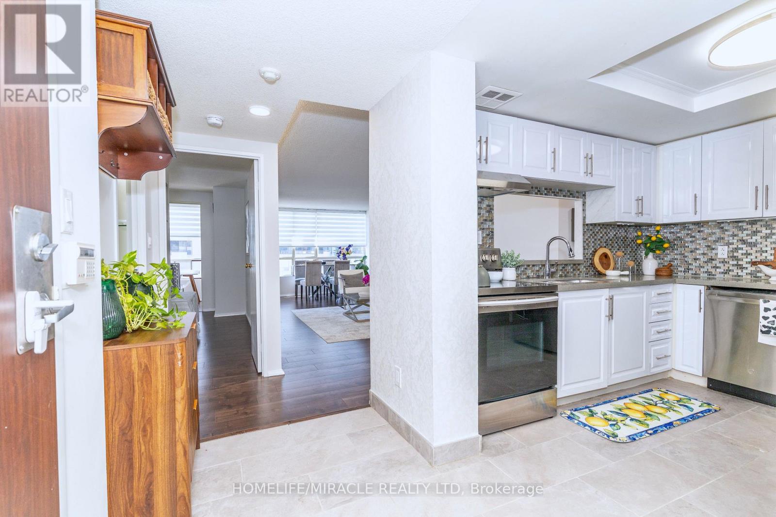 306 - 5785 Yonge Street, Toronto, Ontario  M2M 4J2 - Photo 5 - C13709774
