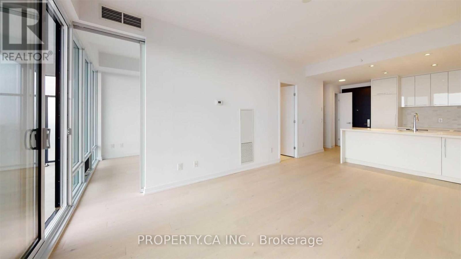 5012 - 488 University Avenue, Toronto, Ontario  M5G 0C1 - Photo 4 - C13709778