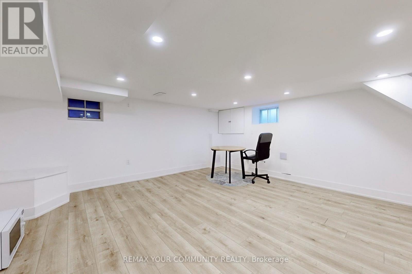 196 Lawrence Avenue W, Toronto, Ontario  M5M 1A8 - Photo 22 - C13709836