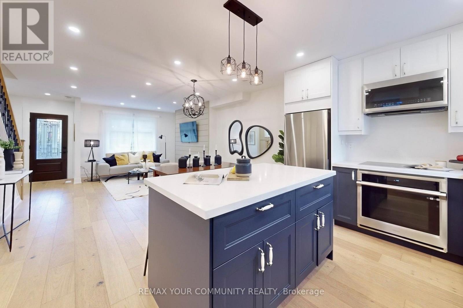 196 Lawrence Avenue W, Toronto, Ontario  M5M 1A8 - Photo 8 - C13709836