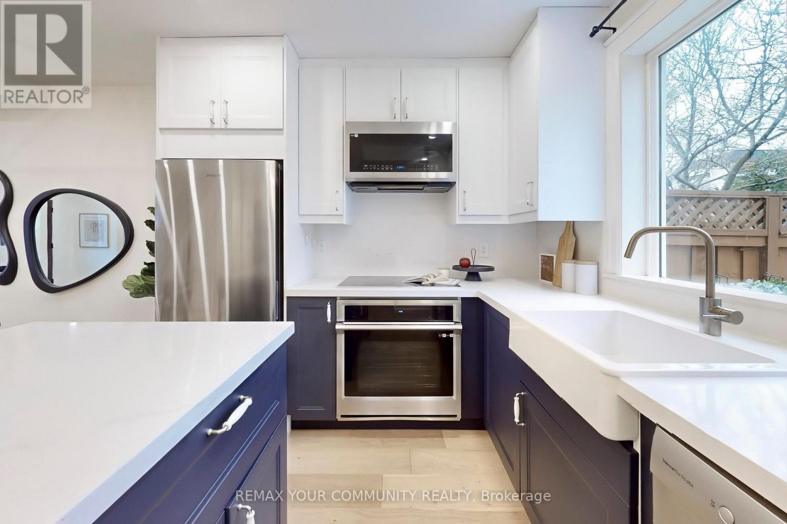 196 Lawrence Avenue W, Toronto, Ontario  M5M 1A8 - Photo 9 - C13709836