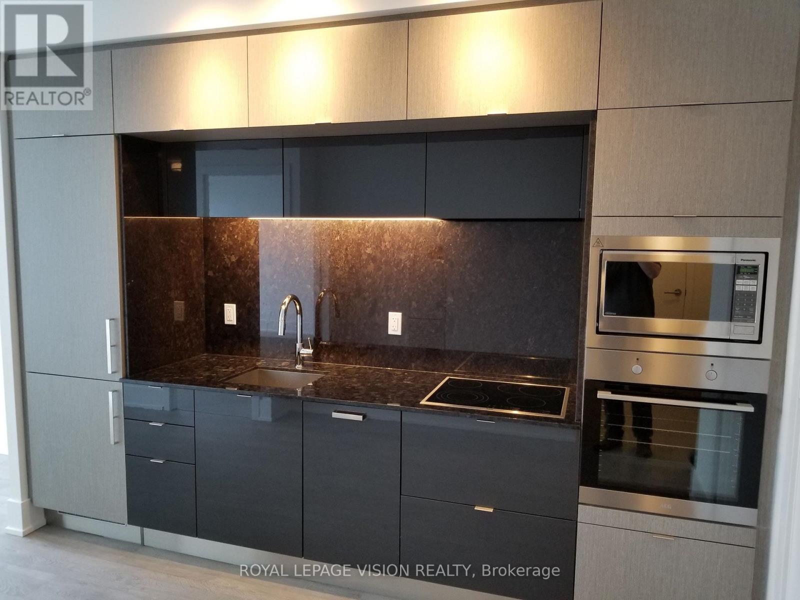 4413 - 10 York Street, Toronto, Ontario  M5J 2Z2 - Photo 2 - C13709840