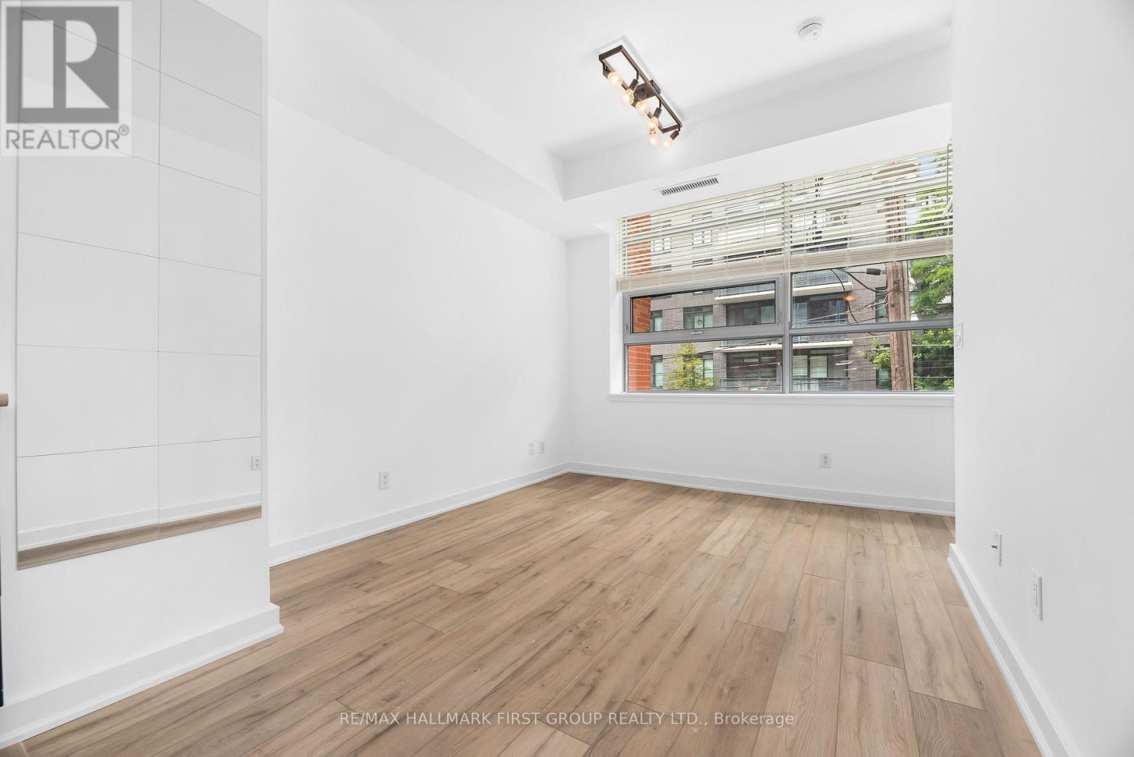 214 - 601 Kingston Road, Toronto, Ontario  M4E 3Y2 - Photo 11 - E13709842