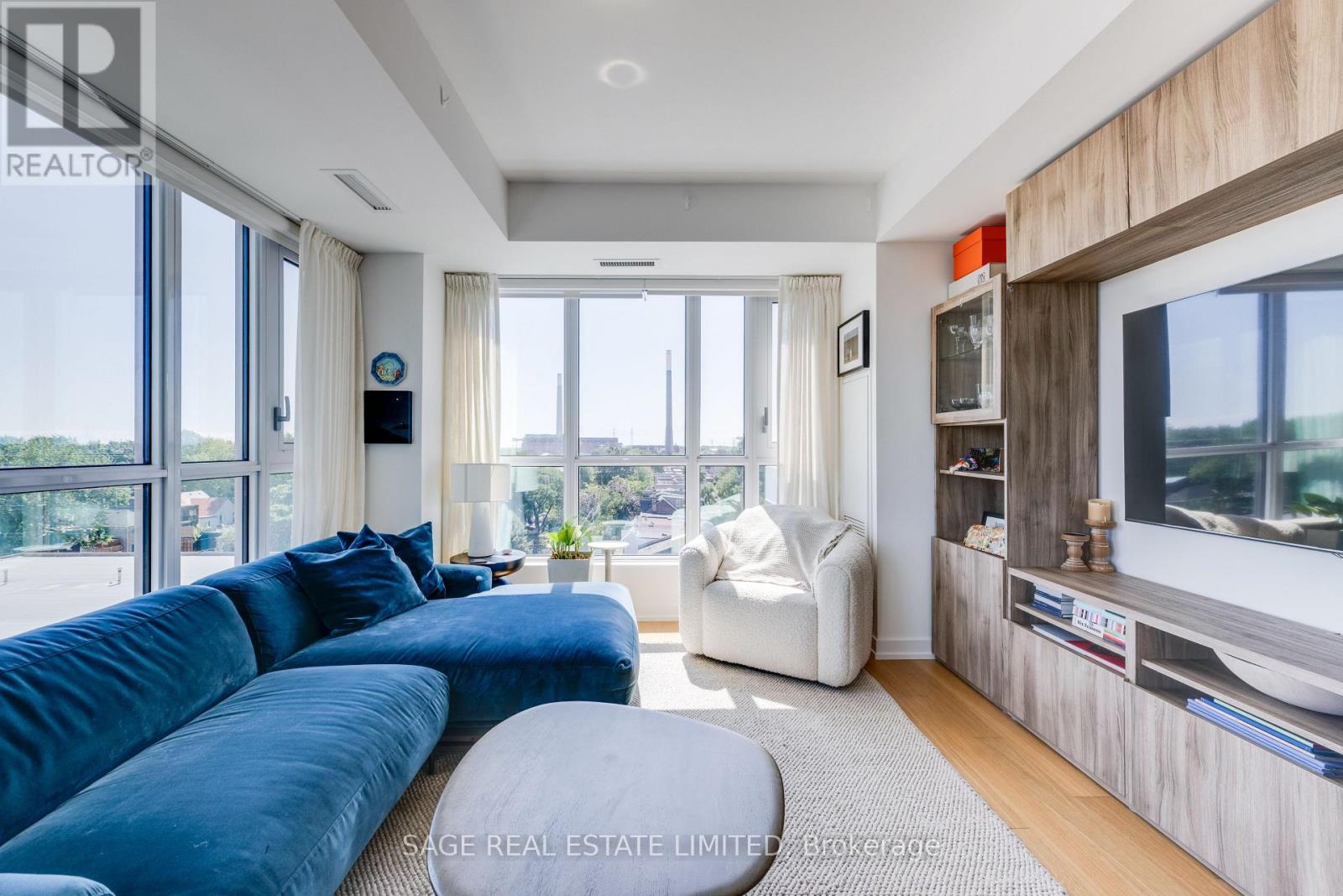 734 - 150 Logan Avenue, Toronto, Ontario  M4M 0E4 - Photo 3 - E13709868