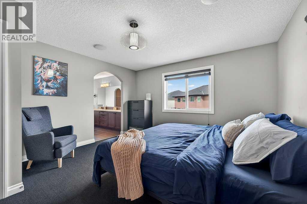 76 Rainbow Falls Boulevard, Chestermere, Alberta  T1X 0S6 - Photo 31 - A2316289
