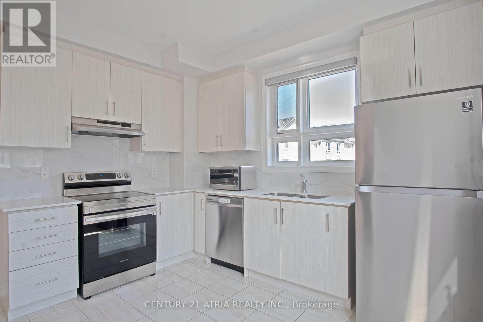 18 Imperial College Lane, Markham, Ontario  L6E 0V6 - Photo 12 - N13709850