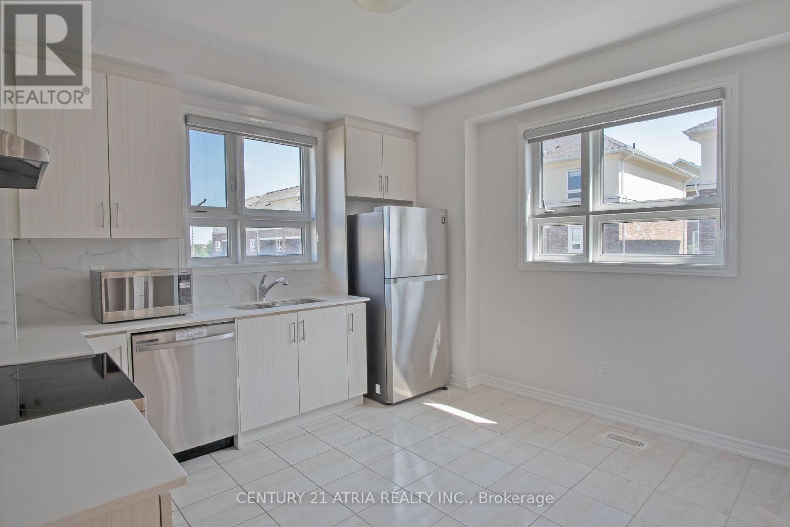 18 Imperial College Lane, Markham, Ontario  L6E 0V6 - Photo 13 - N13709850