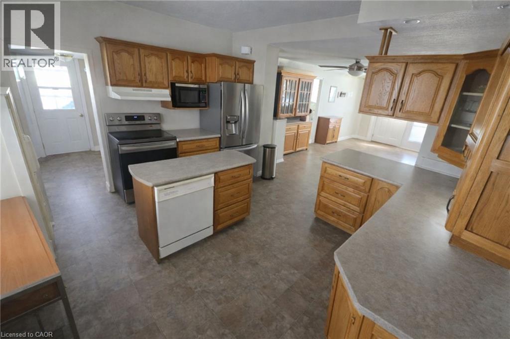 245 John Rosa Street E, Listowel, Ontario  N4W 2H3 - Photo 6 - 40808622