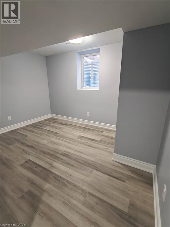 28 Crossmore Crescent, Cambridge, Ontario  M1S 0C7 - Photo 9 - 40842126