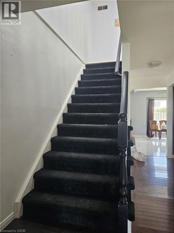 19 Glenayr Street, Hamilton, Ontario  L9C 7C1 - Photo 10 - 40846145