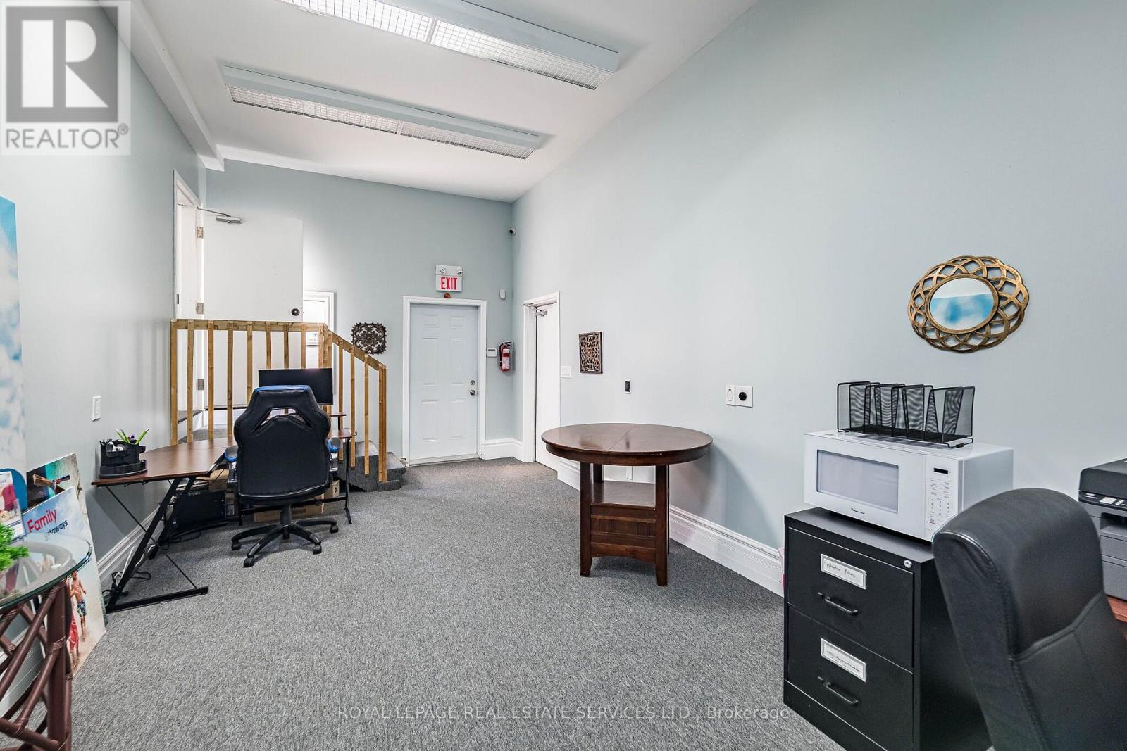 100 Essa Road, Barrie (Allandale Centre), Ontario  L4N 3K7 - Photo 14 - S13709766