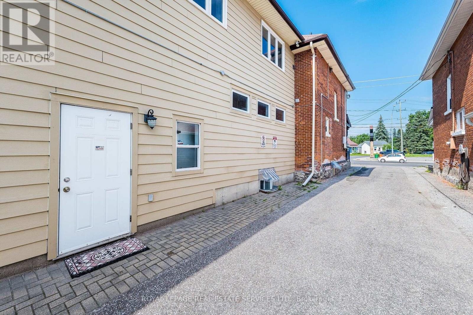 100 Essa Road, Barrie (Allandale Centre), Ontario  L4N 3K7 - Photo 46 - S13709766