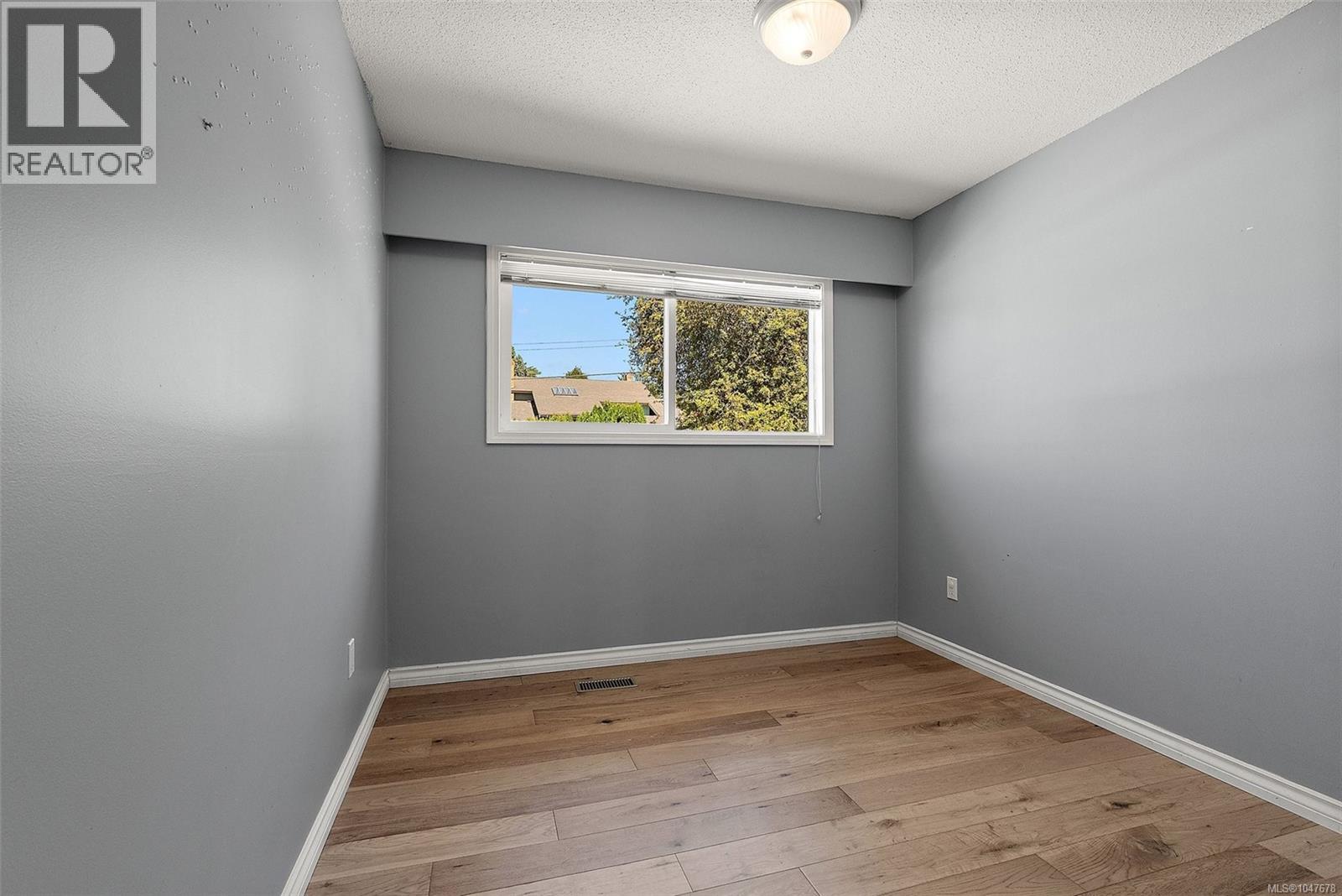 1839 San Pedro Ave, Saanich, British Columbia  V8N 2G3 - Photo 17 - 1047678
