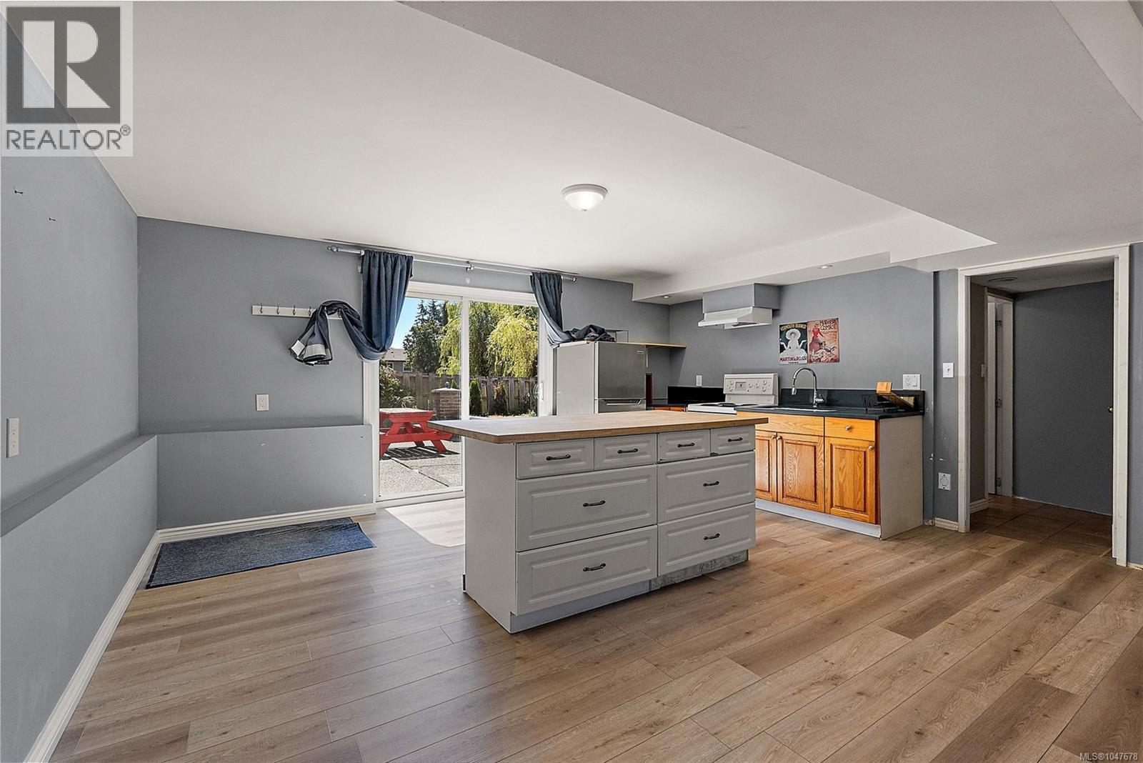 1839 San Pedro Ave, Saanich, British Columbia  V8N 2G3 - Photo 22 - 1047678