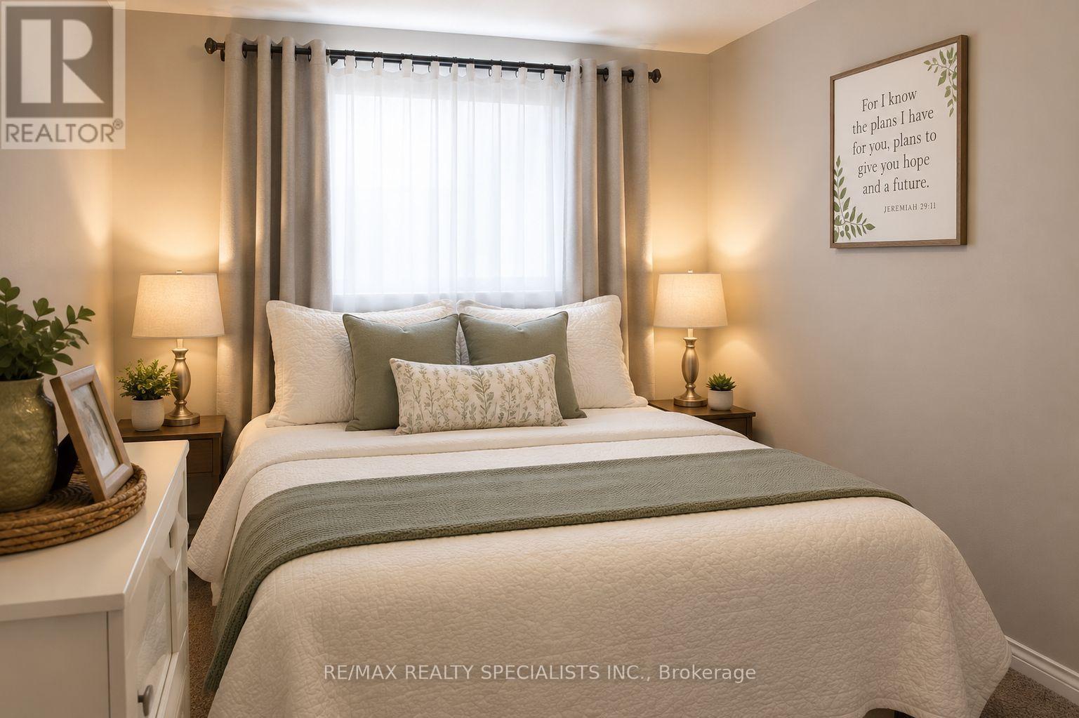 6 - 6 Brant Street, Mississauga, Ontario  L5G 3N8 - Photo 3 - W13568158