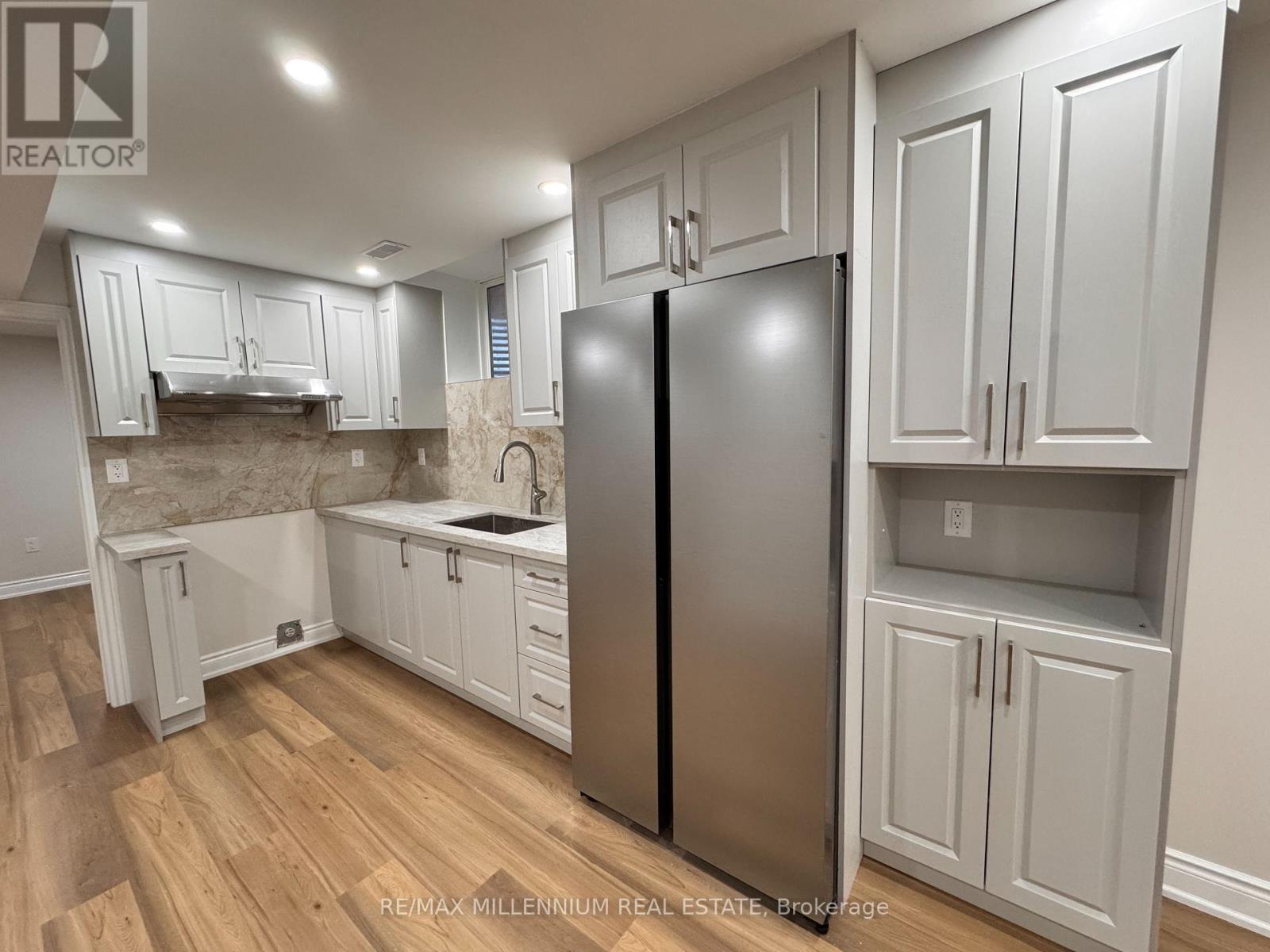 Bsmt - 30 Boswell Drive, Brampton, Ontario  L6P 3V1 - Photo 2 - W13709768