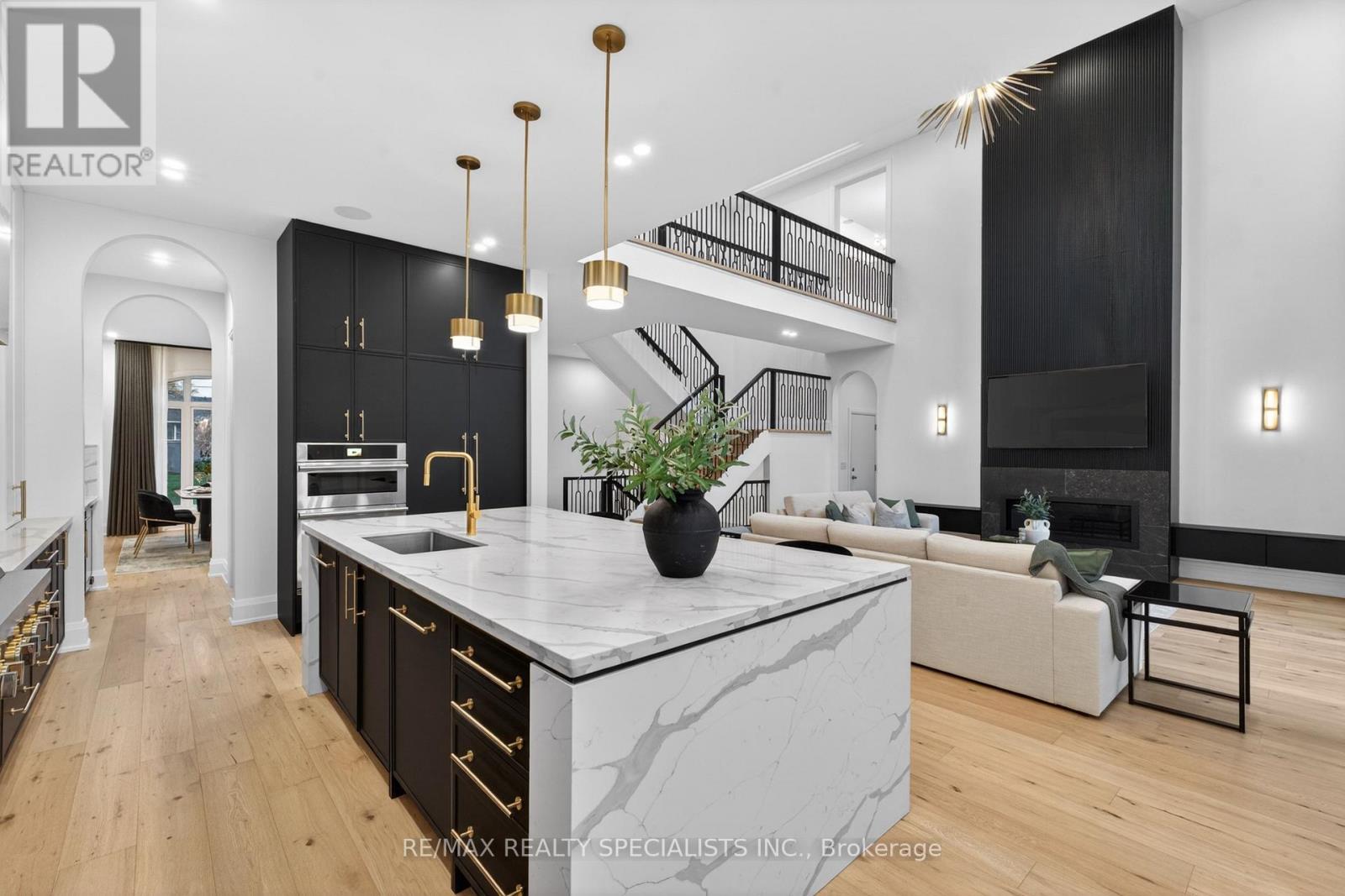 431 Seaton Drive, Oakville, Ontario  L6L 3Y3 - Photo 24 - W13709816