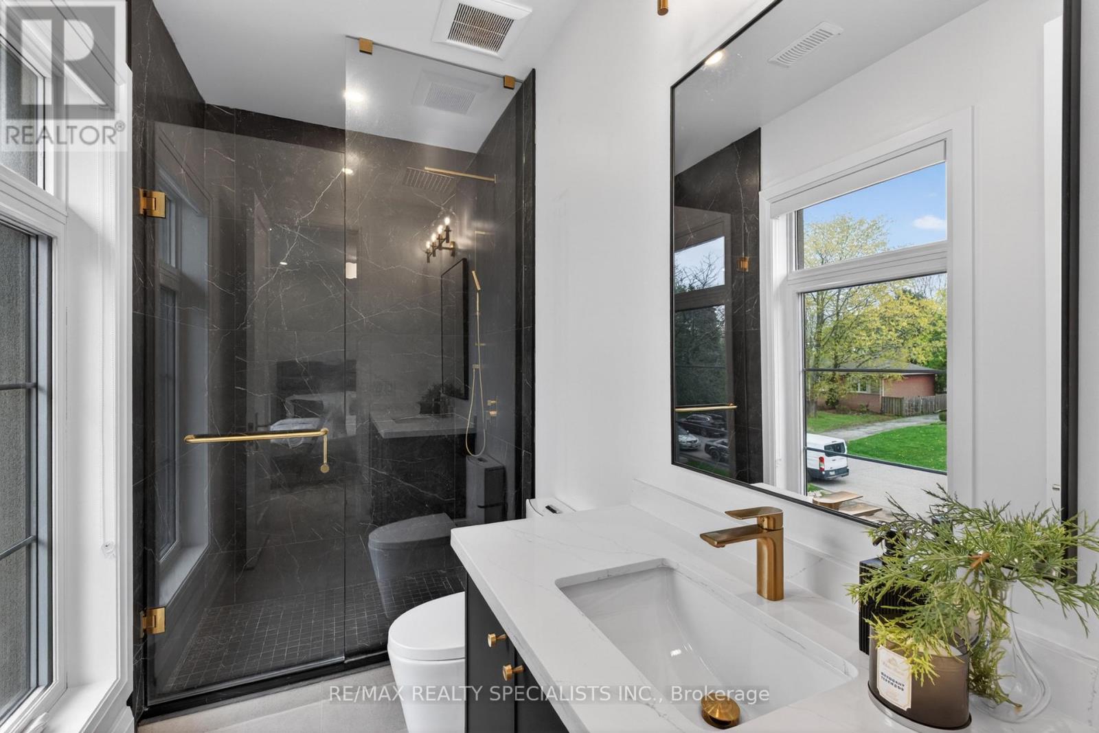431 Seaton Drive, Oakville, Ontario  L6L 3Y3 - Photo 39 - W13709816