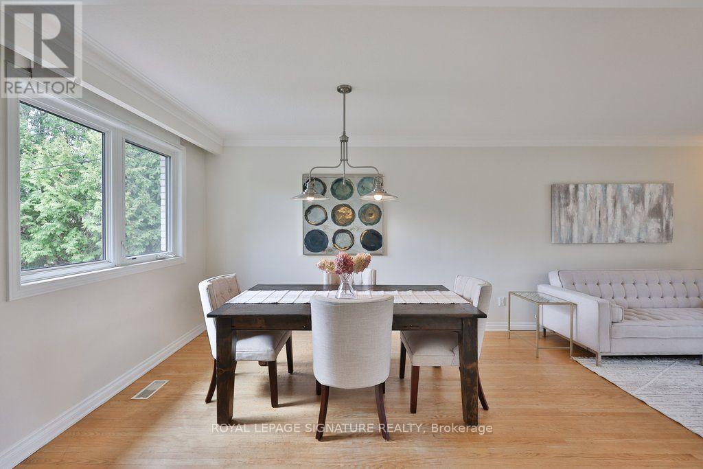 1486 Hixon Road S, Oakville, Ontario  L6L 1S3 - Photo 11 - W13709846