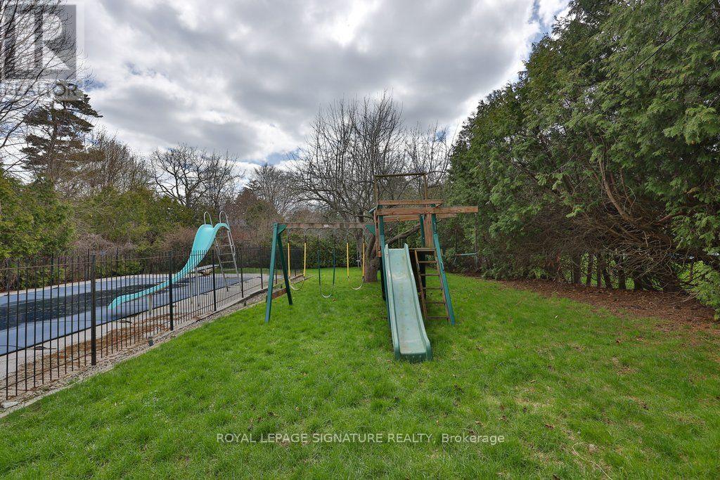 1486 Hixon Road S, Oakville, Ontario  L6L 1S3 - Photo 39 - W13709846