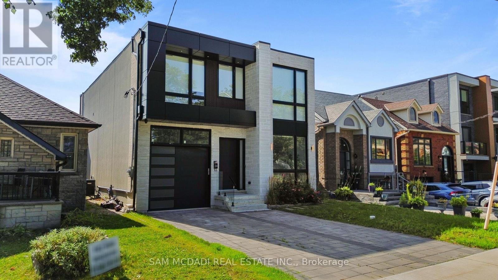 24 Twenty First Street, Toronto, Ontario  M8V 3L7 - Photo 2 - W13709864