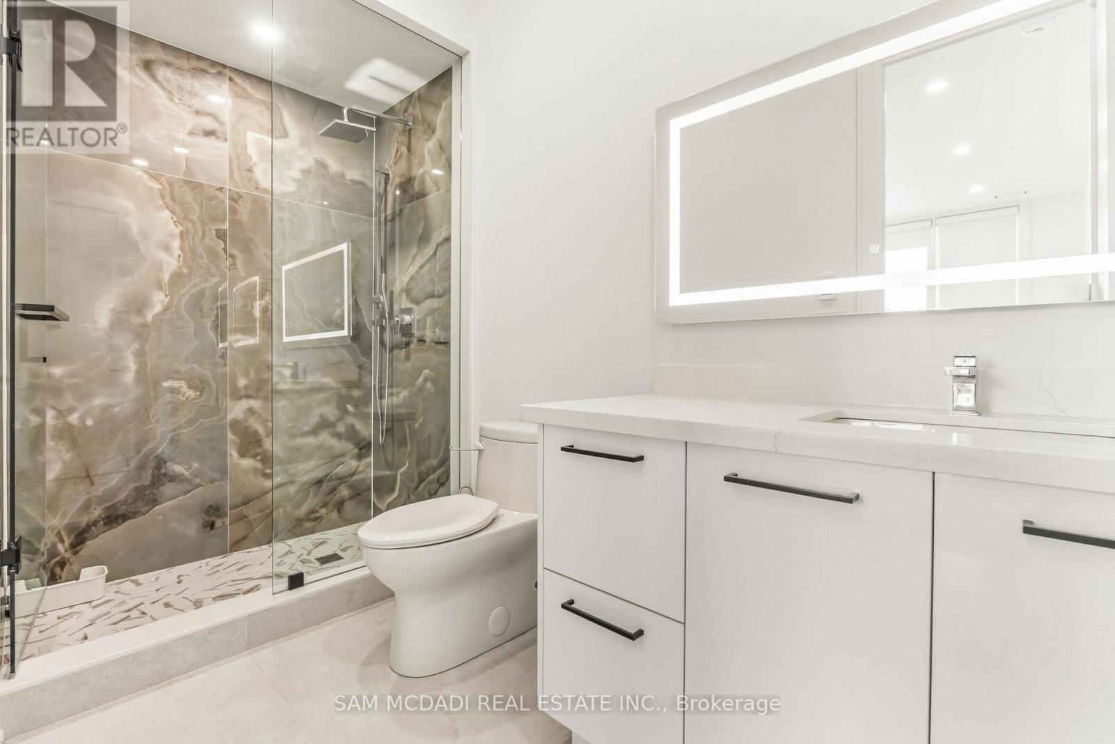 24 Twenty First Street, Toronto, Ontario  M8V 3L7 - Photo 27 - W13709864