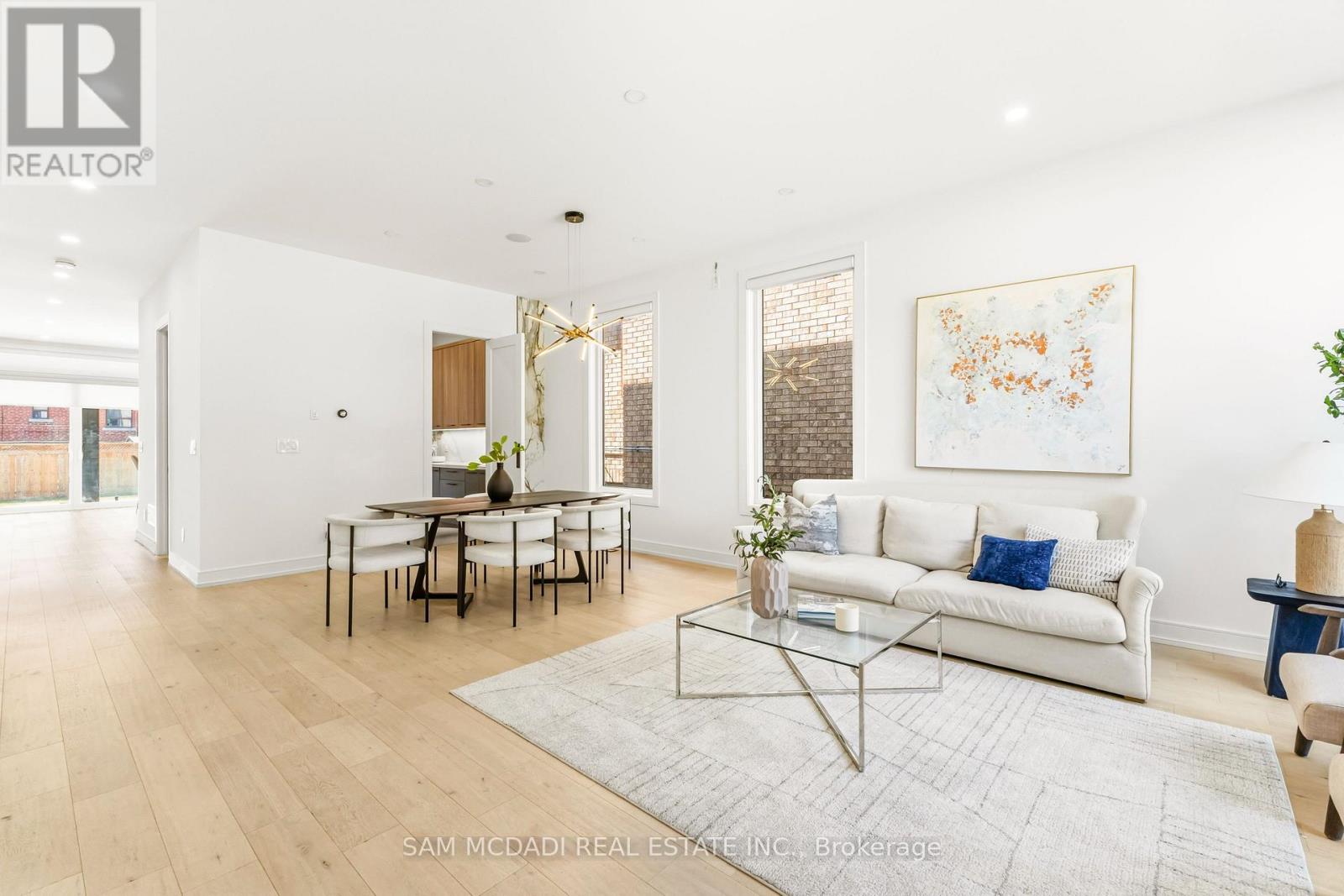 24 Twenty First Street, Toronto, Ontario  M8V 3L7 - Photo 6 - W13709864