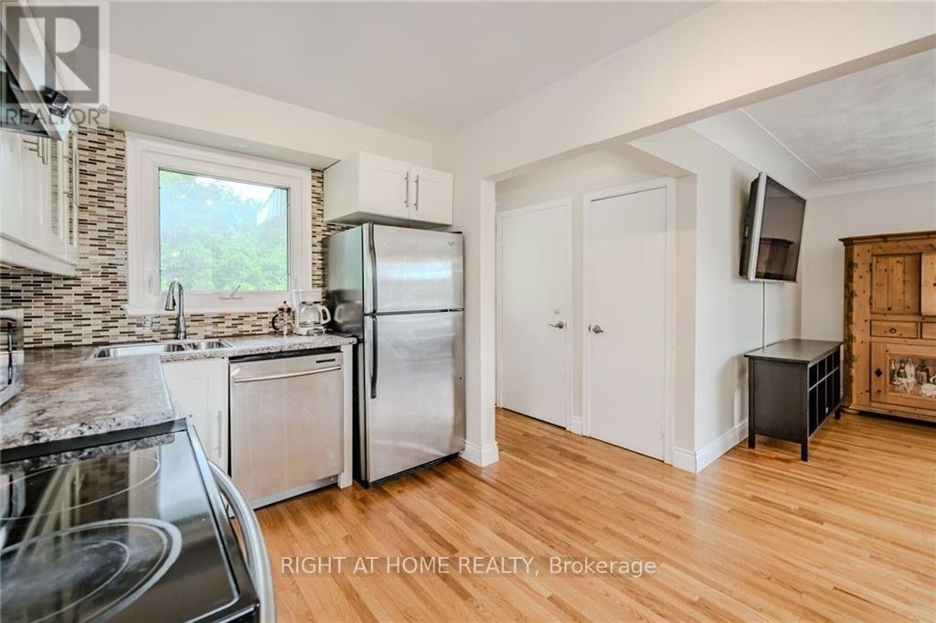 B - 1385 Olga Drive, Burlington, Ontario  L7S 1L1 - Photo 13 - W13709872