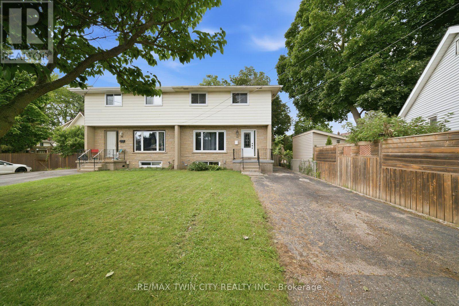 44 Stanley Street, Brantford, Ontario  N3S 7K8 - Photo 3 - X13709876