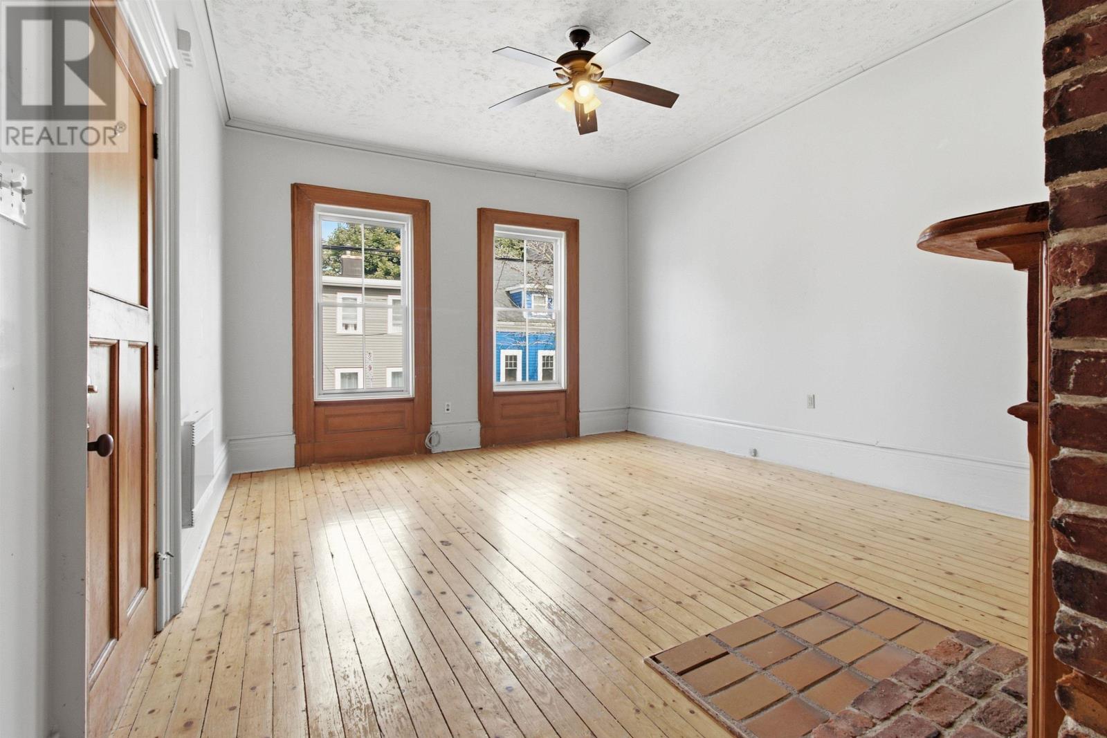 2048 Creighton Street, Halifax, Nova Scotia  B3K 3R2 - Photo 5 - 202621440