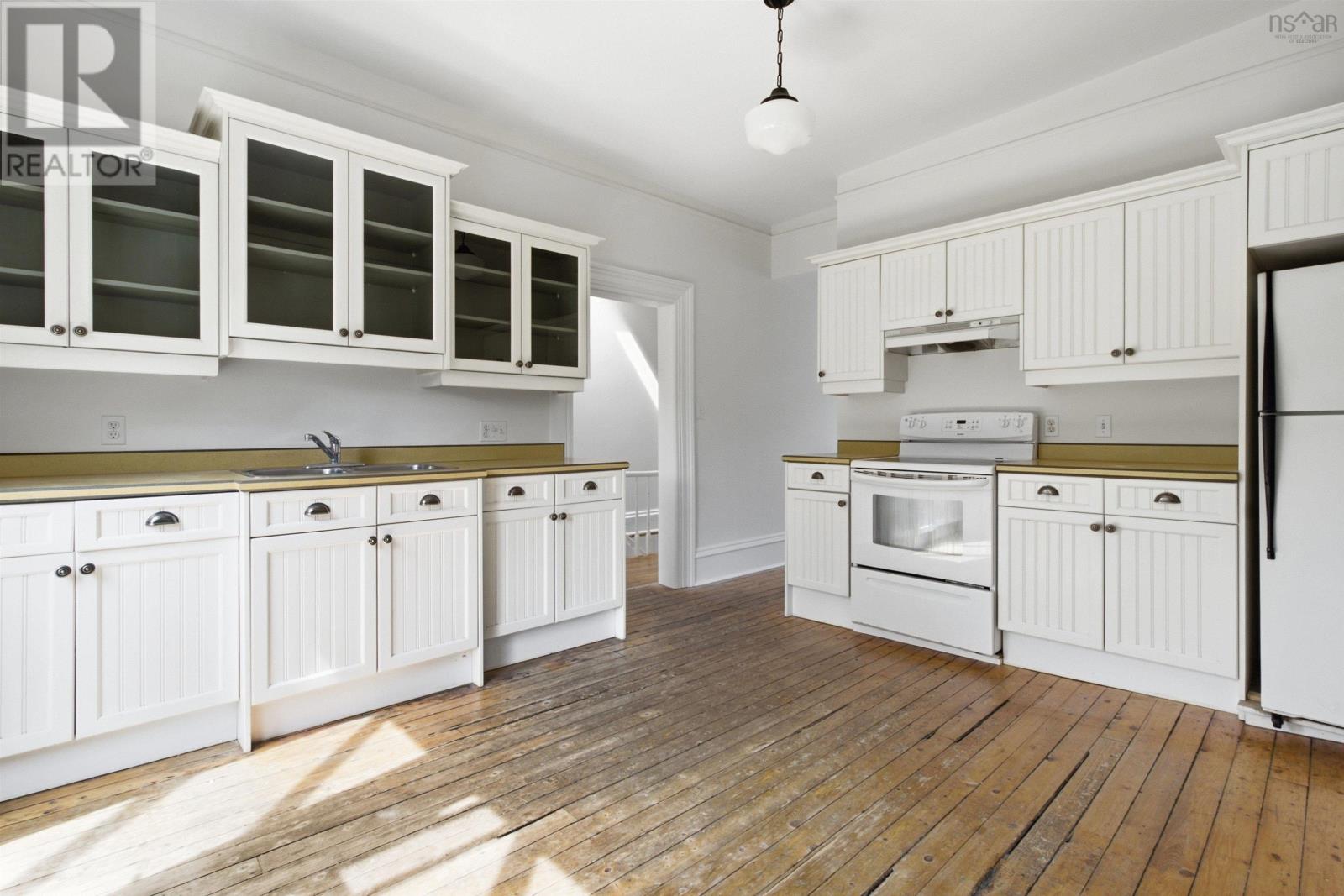 2048 Creighton Street, Halifax, Nova Scotia  B3K 3R2 - Photo 21 - 202621440