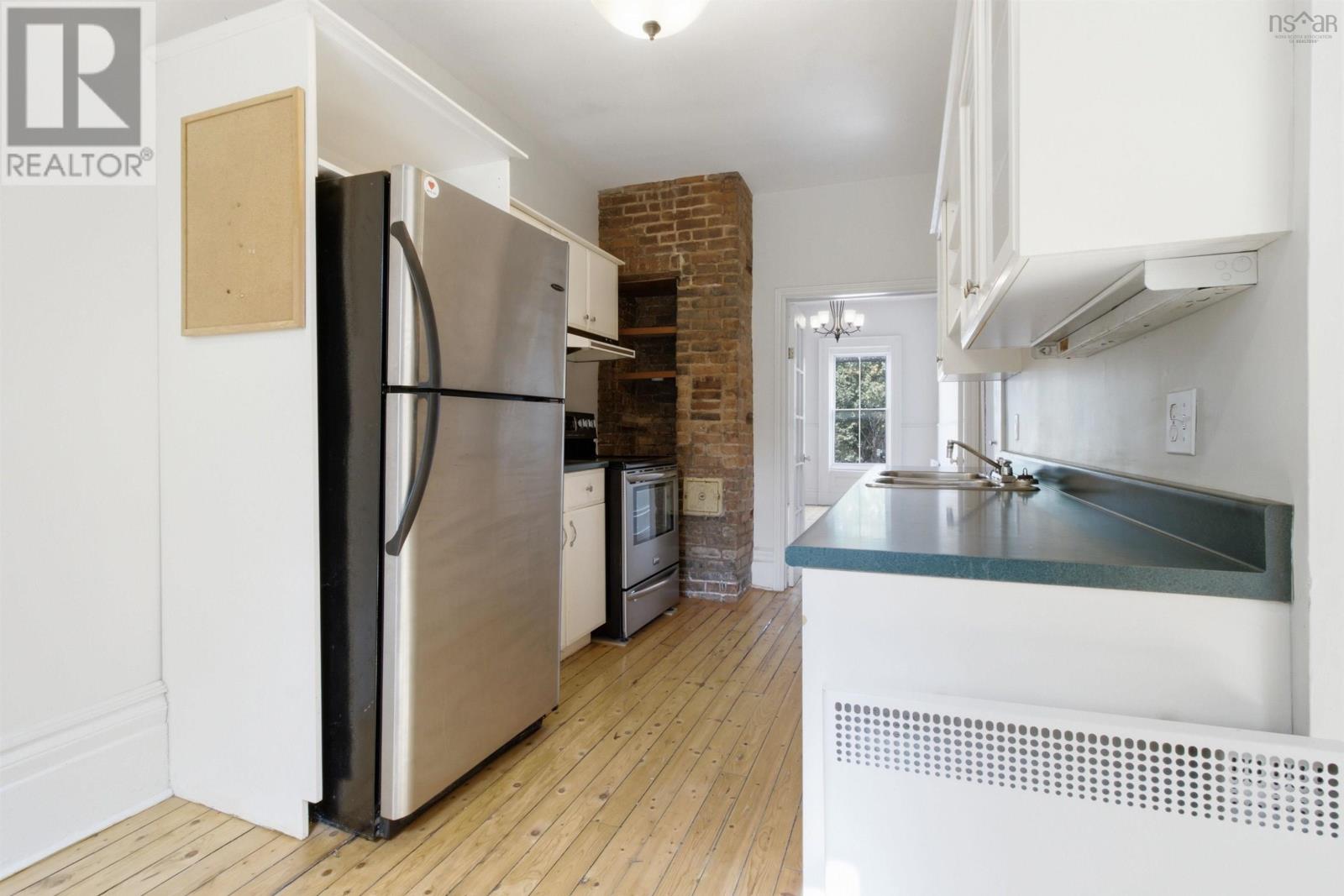 2048 Creighton Street, Halifax, Nova Scotia  B3K 3R2 - Photo 9 - 202621440