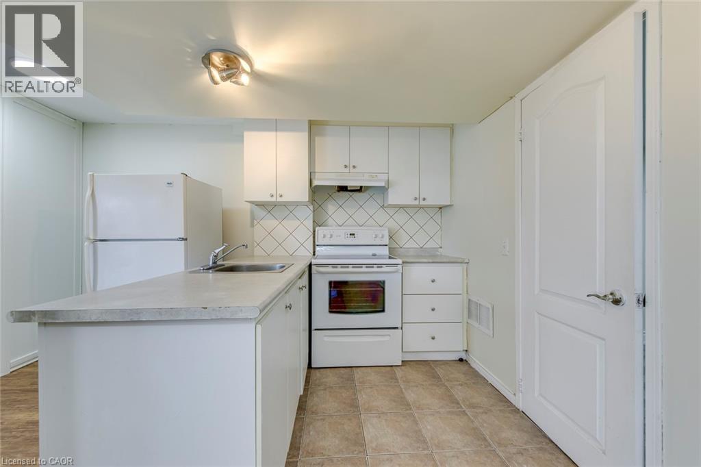 3332 Angel Pass Drive Unit# Basement, Mississauga, Ontario  L5M 7K2 - Photo 8 - 40846457