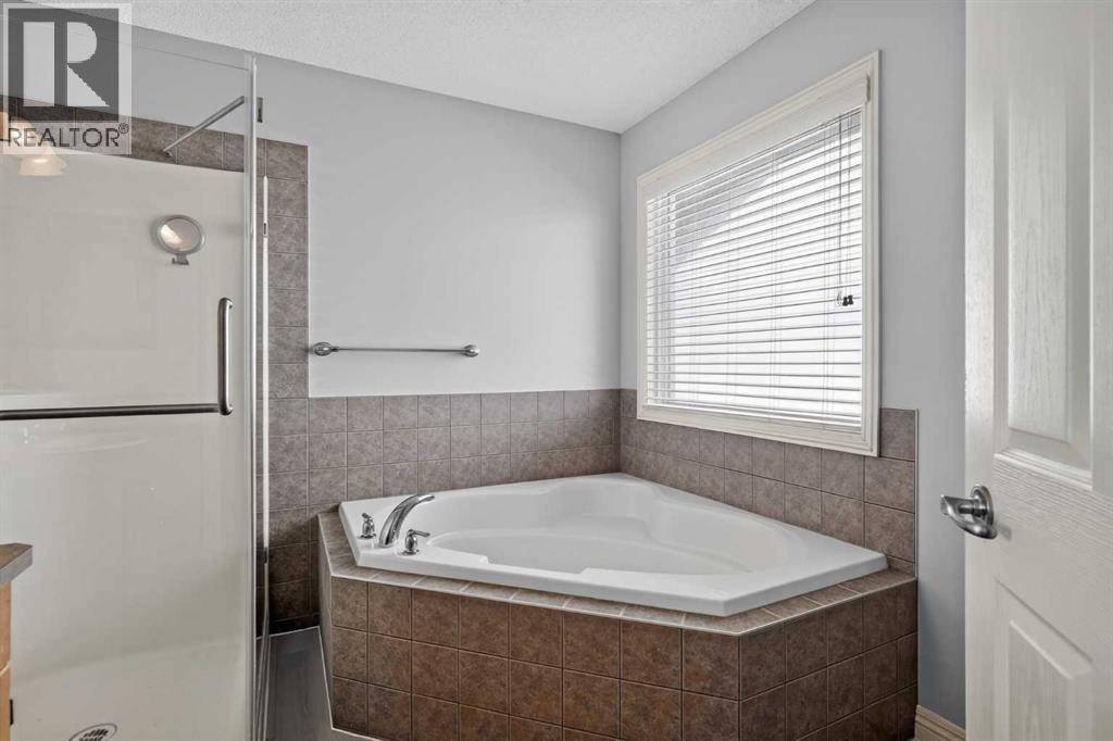646 Chaparral Drive Se, Calgary, Alberta  T2X 3X1 - Photo 23 - A2337446
