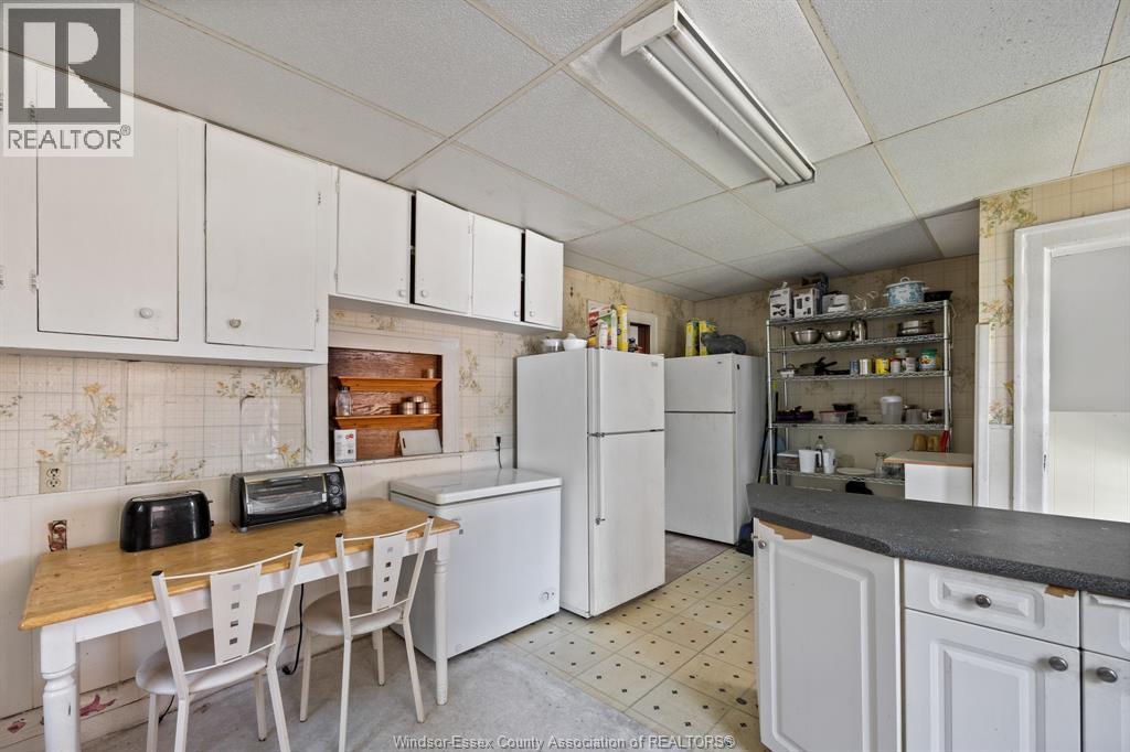 3177 Russell, Windsor, Ontario  N9C 1E3 - Photo 10 - 26020717