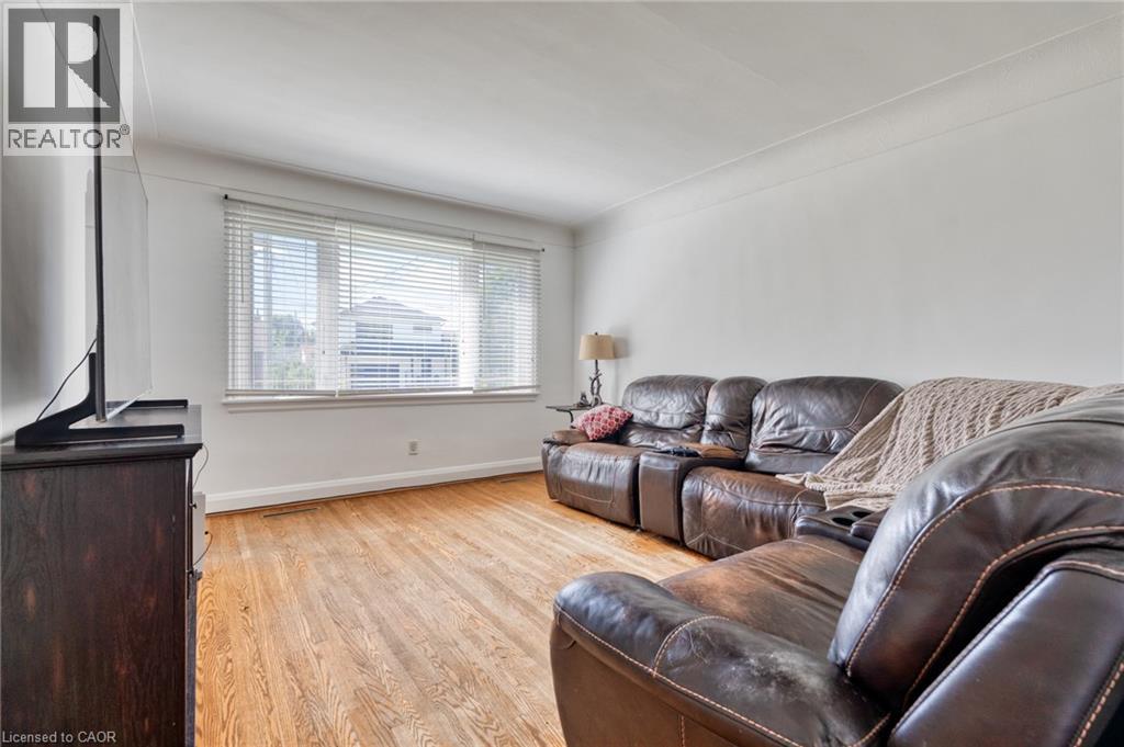 27 Delevan Crescent, Hamilton, Ontario  L9A 4A8 - Photo 6 - 40852134
