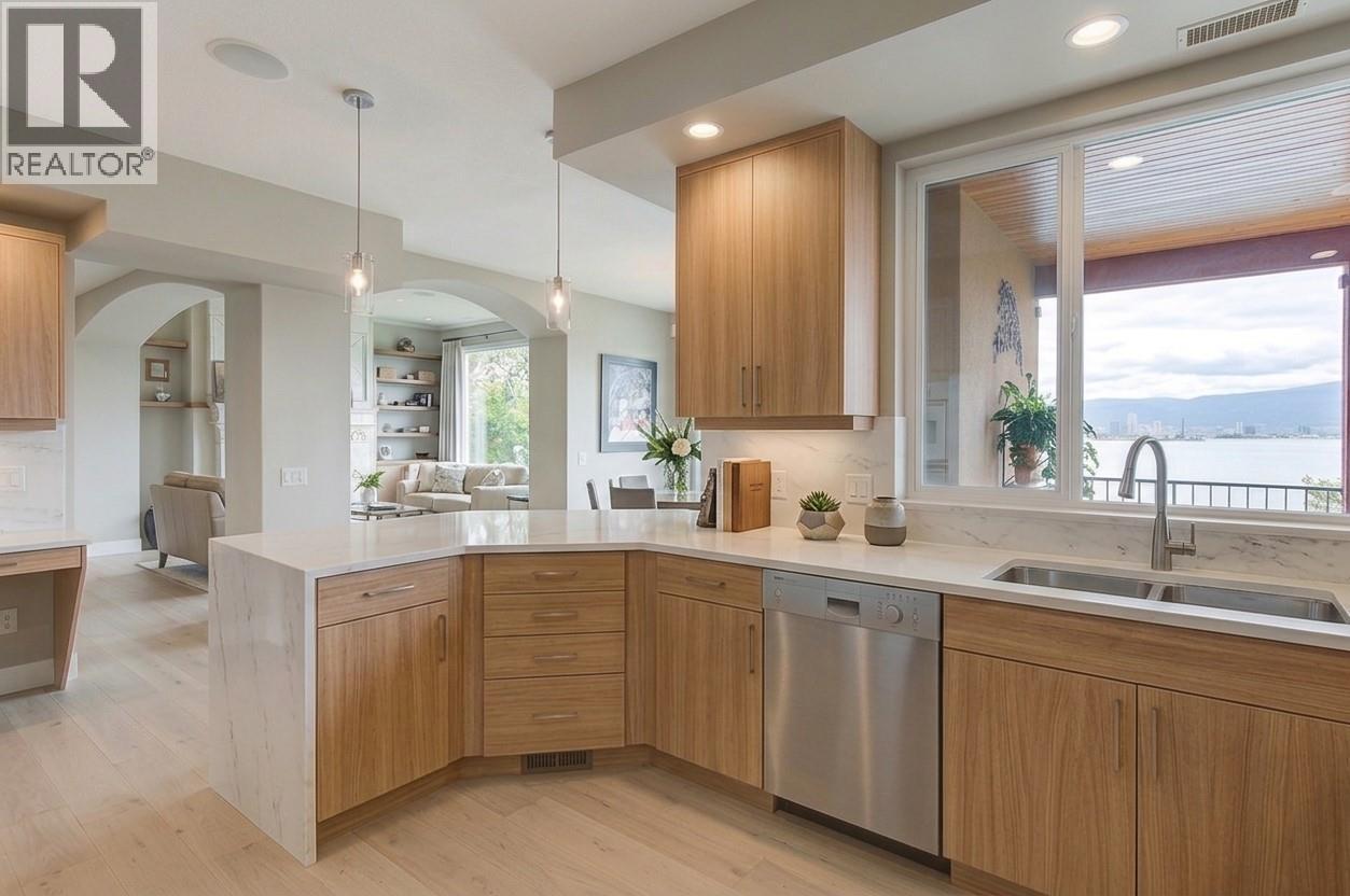 683 Westside Road S, West Kelowna, British Columbia  V1Z 3S2 - Photo 35 - 10391242