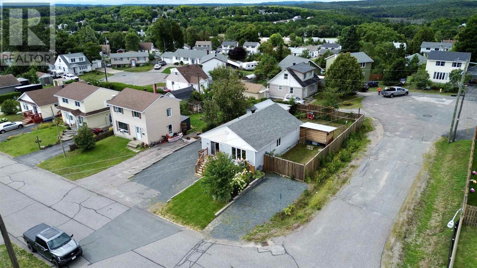 26 Hart Rd, Elliot Lake, Ontario  P5A 1R1 - Photo 48 - SM262299