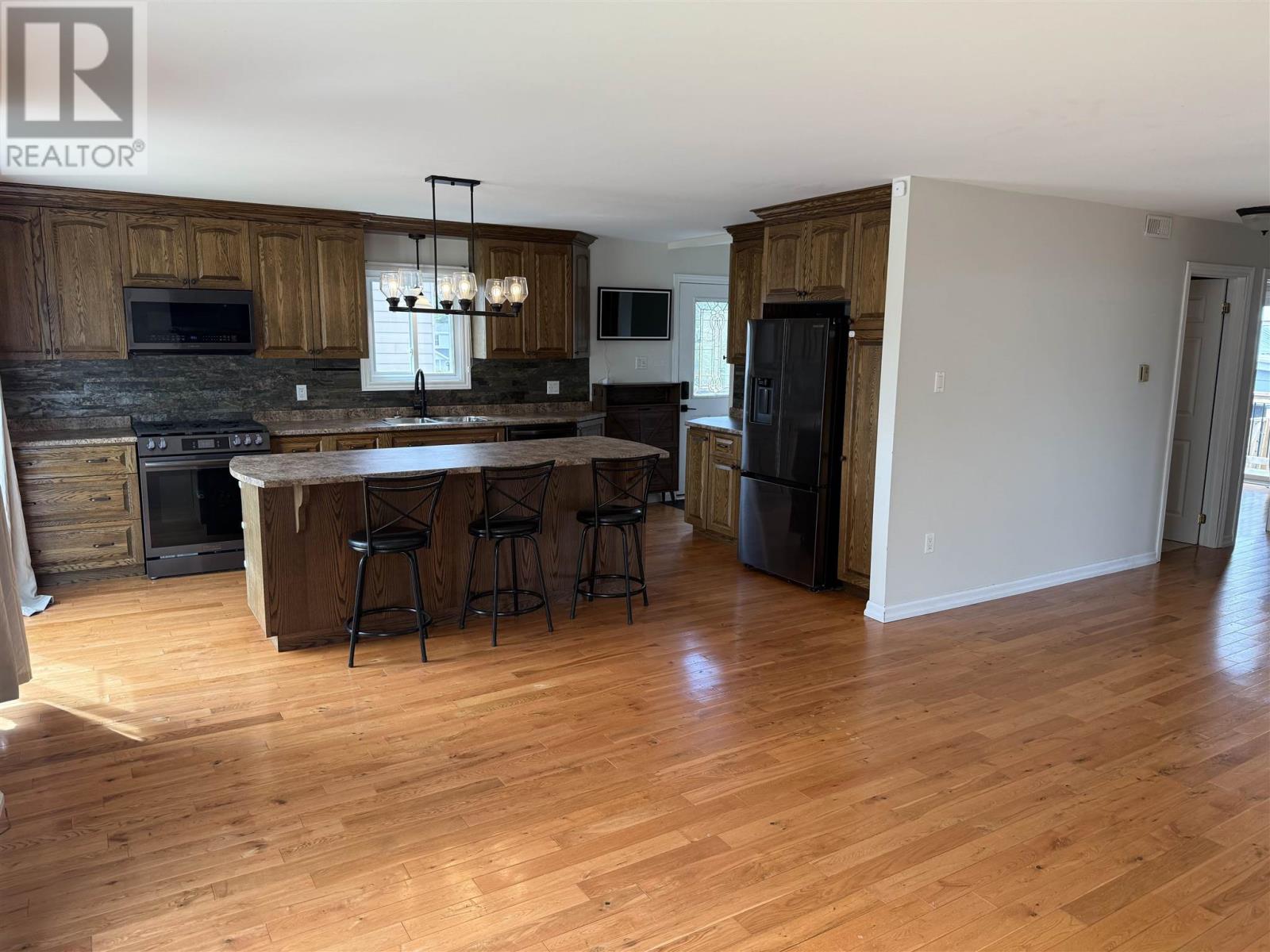 26 Hart Rd, Elliot Lake, Ontario  P5A 1R1 - Photo 8 - SM262299
