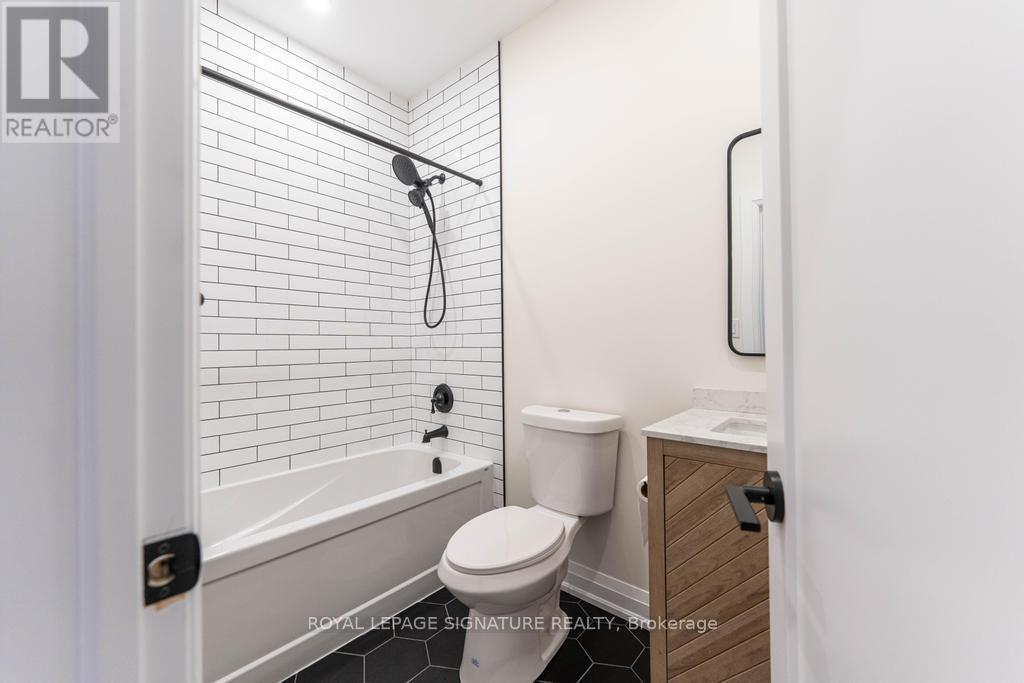 Adu - 309 Cranbrook Drive, Hamilton, Ontario  L9C 4T4 - Photo 6 - X13533540