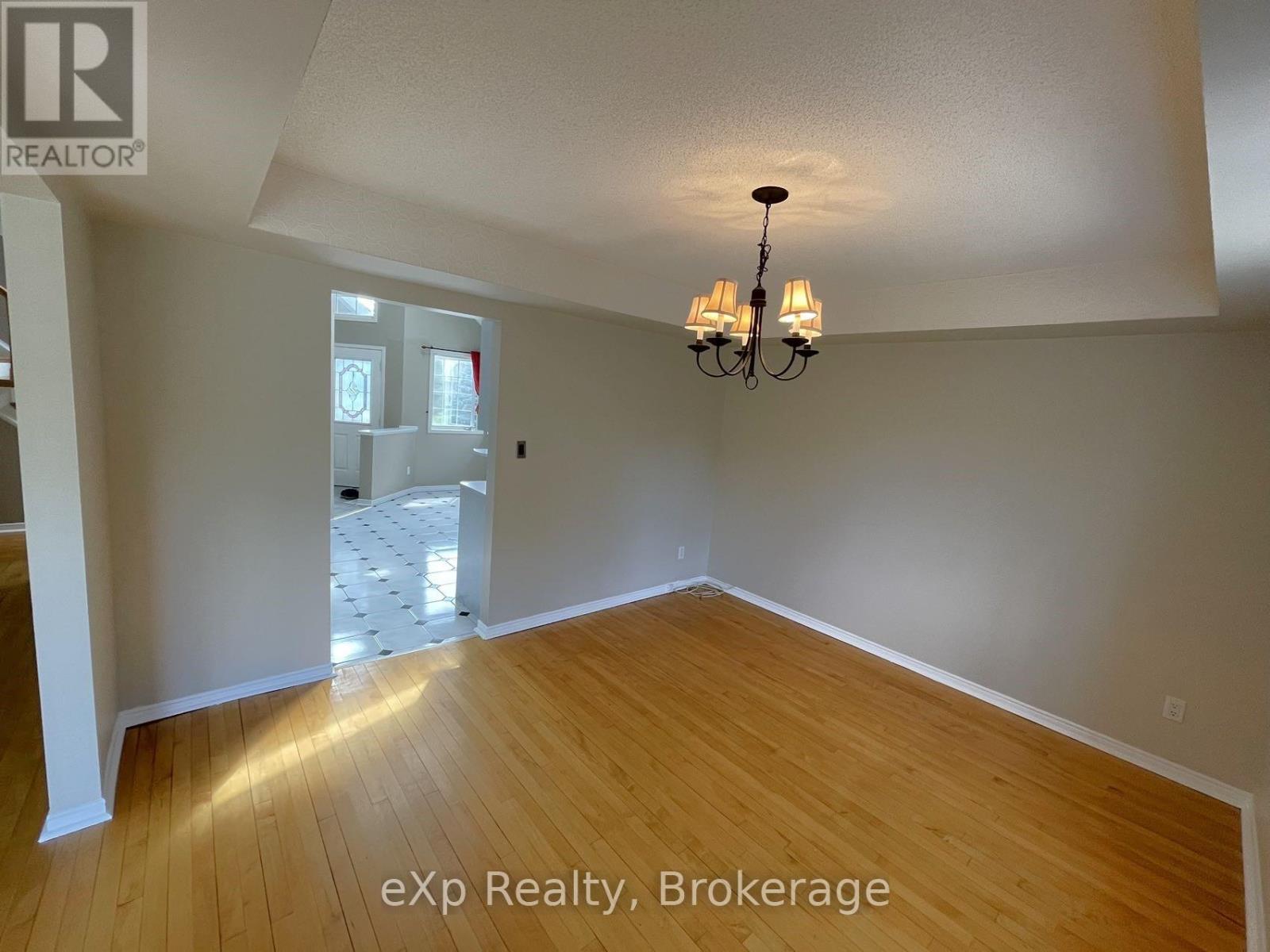 12 Sherwood Crescent, Belleville, Ontario  K8P 5G1 - Photo 6 - X13709890