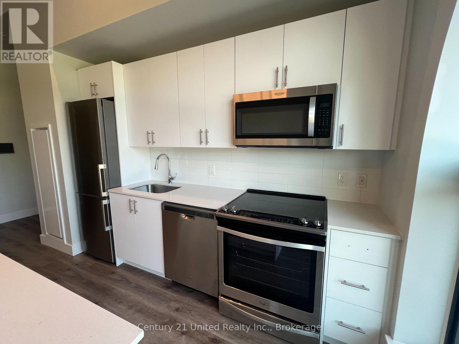 201 - 475 George Street N, Peterborough, Ontario  K9H 0J4 - Photo 10 - X13709914