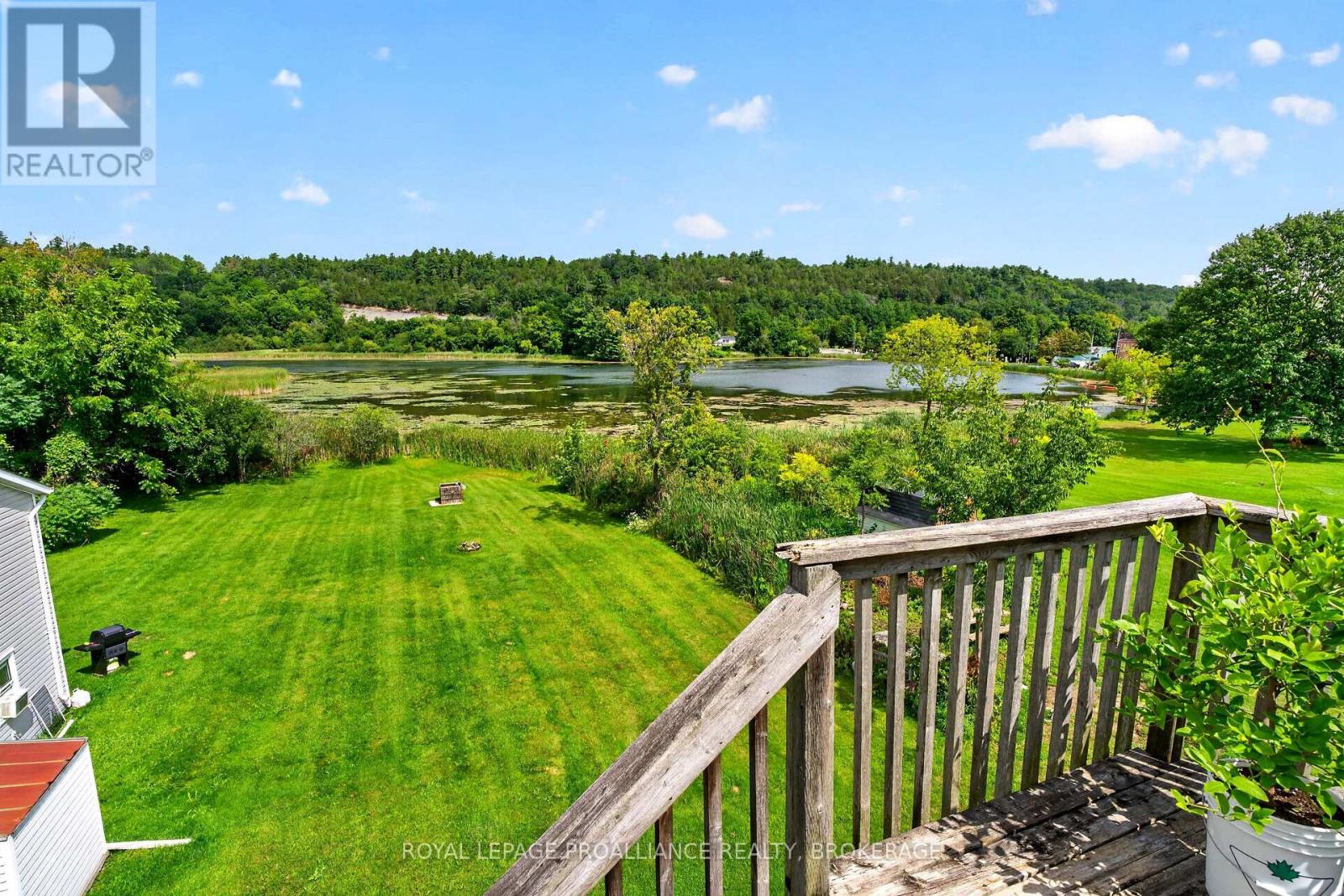 12 Bedford Street, Westport, Ontario  K0G 1X0 - Photo 34 - X13710010