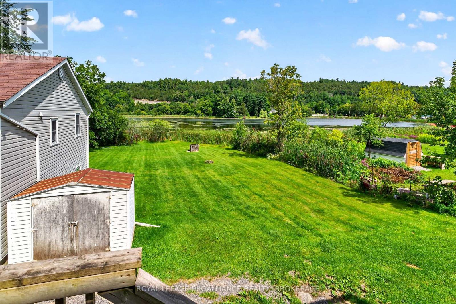 12 Bedford Street, Westport, Ontario  K0G 1X0 - Photo 46 - X13710010