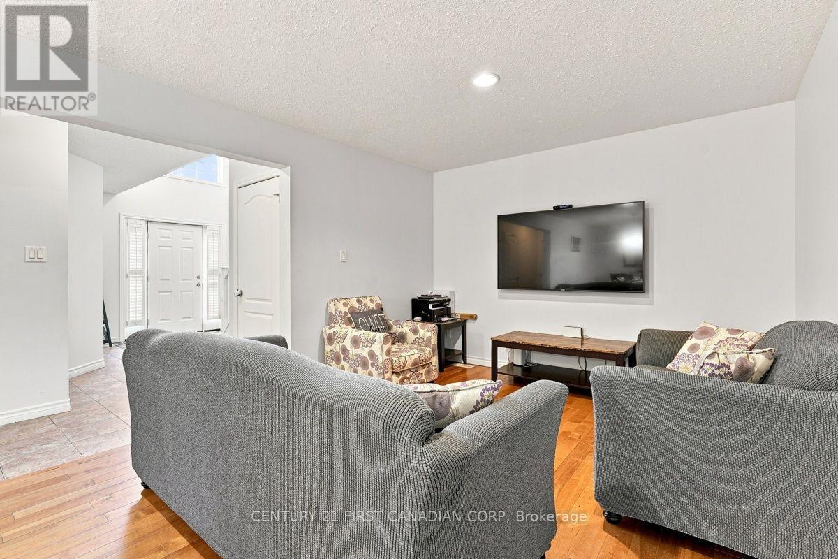 1687 Coronation Drive, London North, Ontario  N6G 5N7 - Photo 11 - X13709880