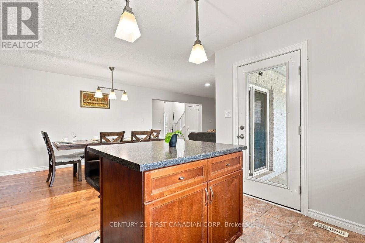 1687 Coronation Drive, London North, Ontario  N6G 5N7 - Photo 18 - X13709880