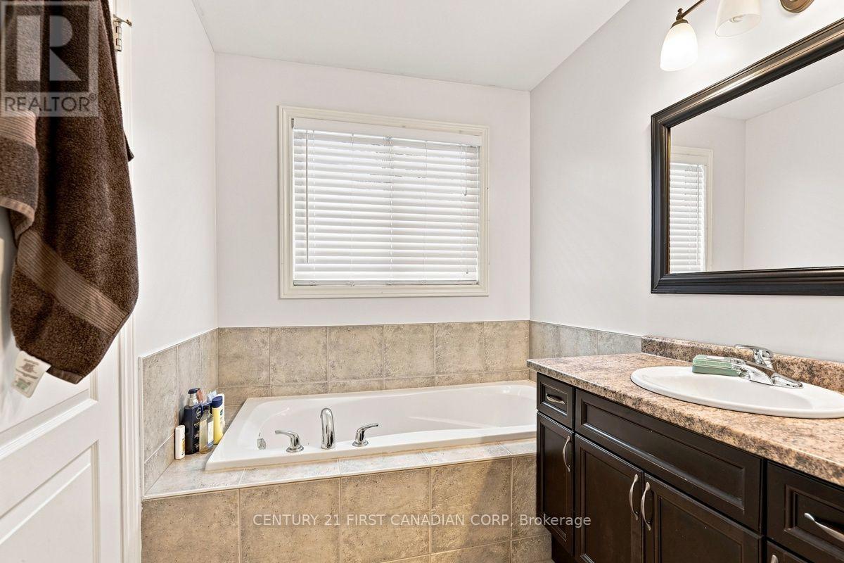 1687 Coronation Drive, London North, Ontario  N6G 5N7 - Photo 24 - X13709880