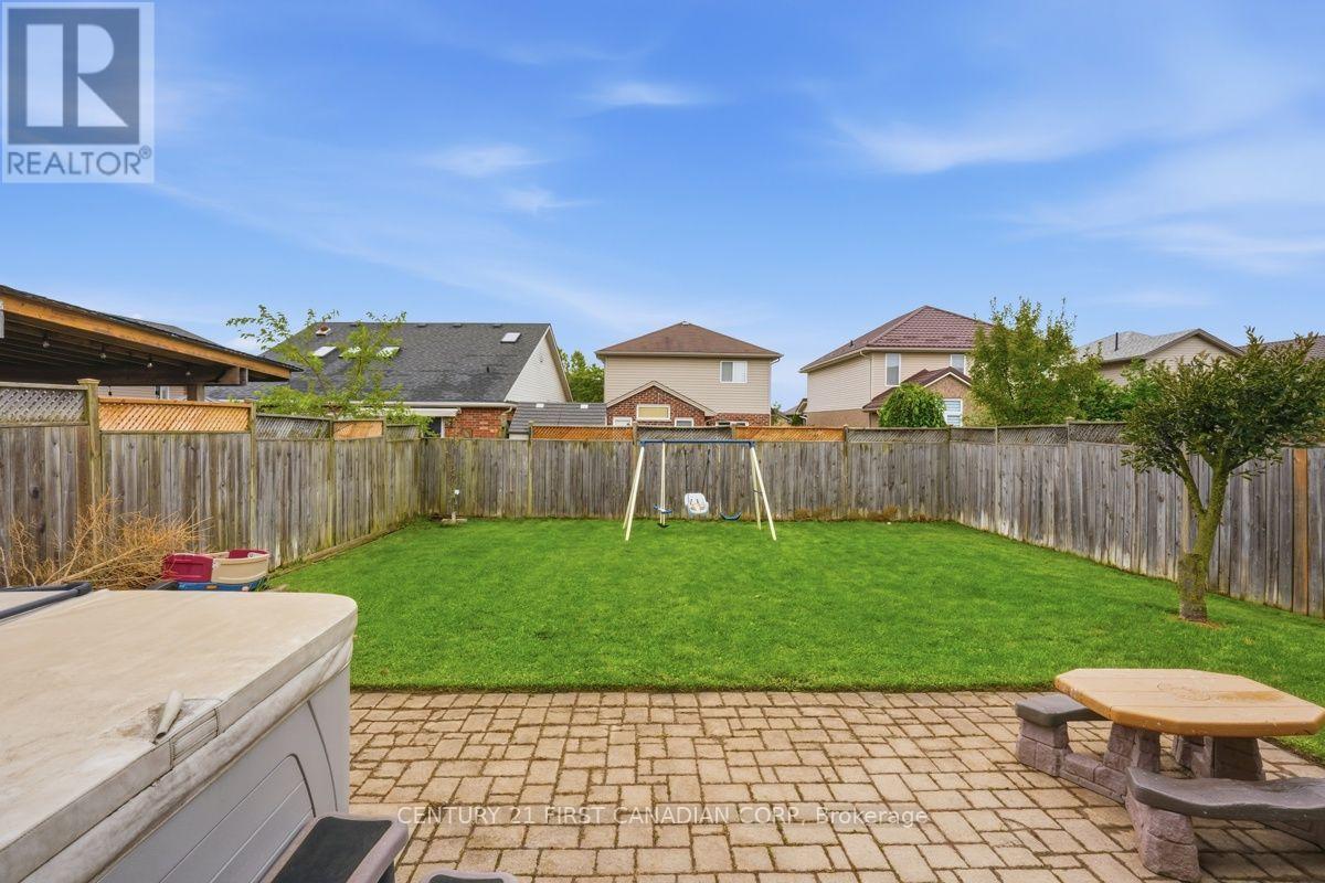 1687 Coronation Drive, London North, Ontario  N6G 5N7 - Photo 41 - X13709880
