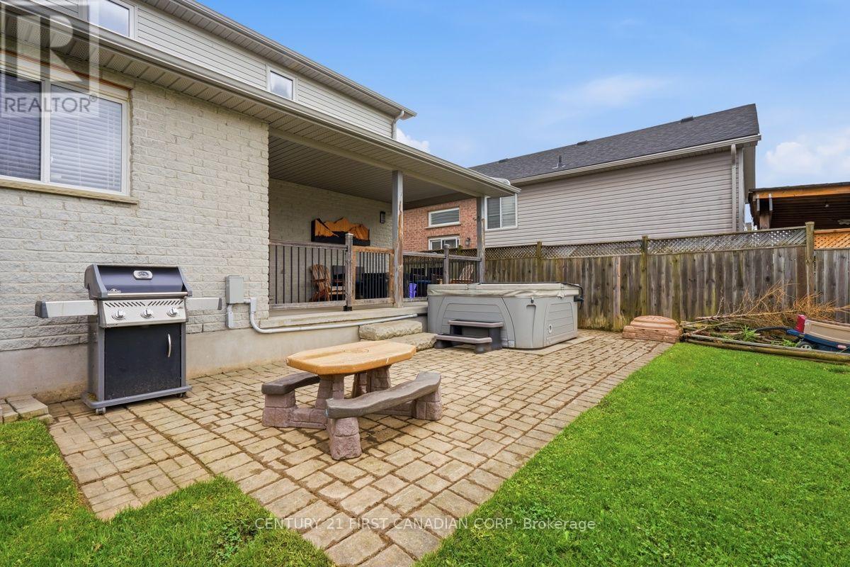1687 Coronation Drive, London North, Ontario  N6G 5N7 - Photo 43 - X13709880